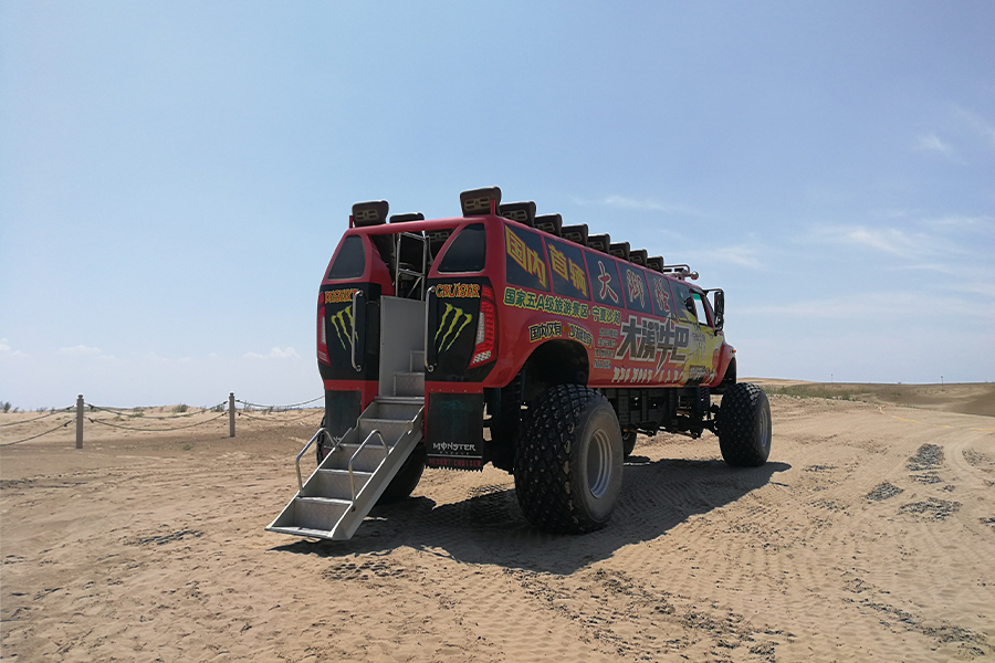 4WD verzia Type II Desert Safari Truck